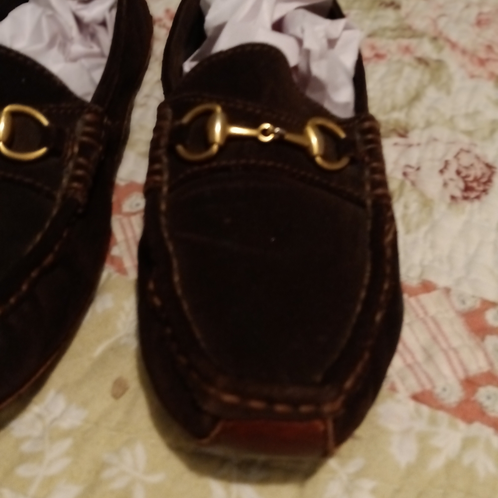 The Iconic Vintage Horsebit Gucci Dark Brown Leather Loafers with Gold Detail - Picture 14 of 16